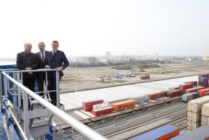 Hoch oben am Containerkran
