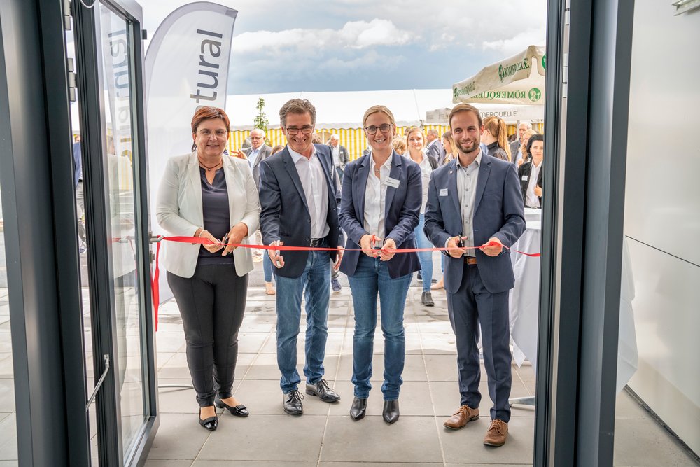 Lithos – große Eröffnung der neuen Firmenzentrale im Ennshafen